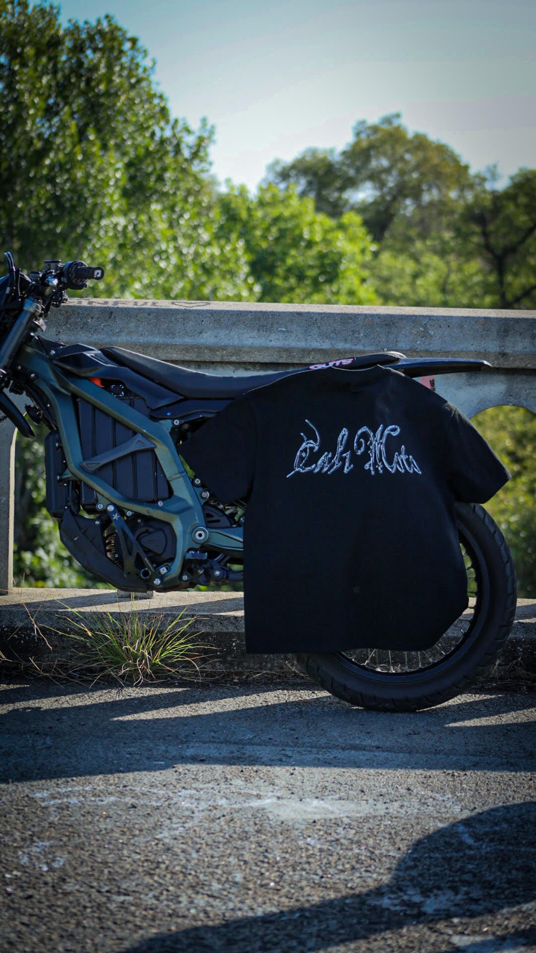 LIMITED EDITION ONLY 50-Cal1Moto-Black-Oversized-T-Shirt-Chrome Logo (100% Cotton)
